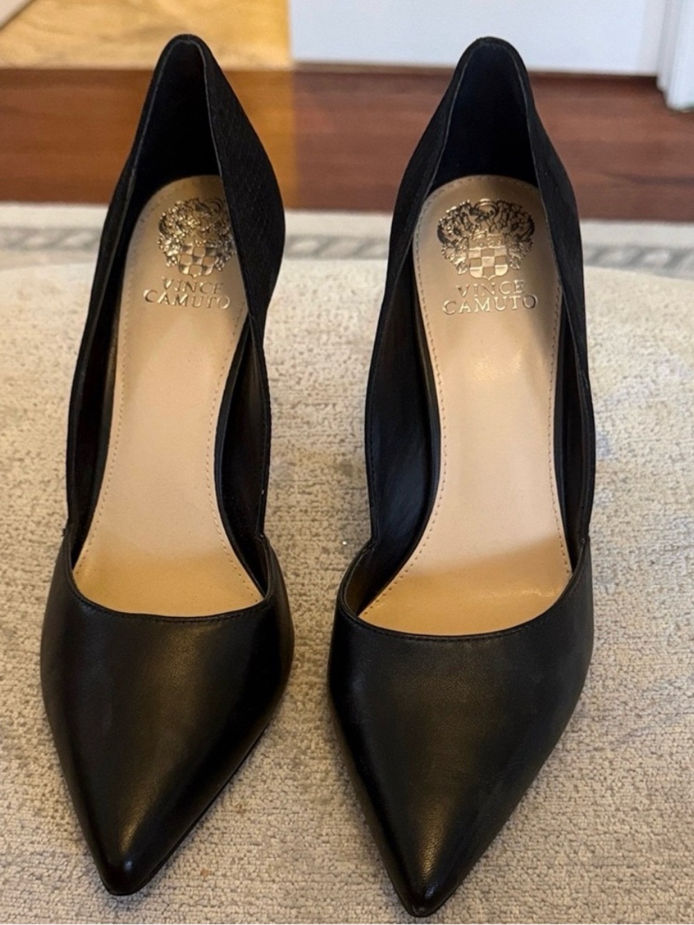 Vince Camuto Black Leather D'Orsay Stiletto Pumps Size 10M / 42 NWOB - Picture 2 of 4